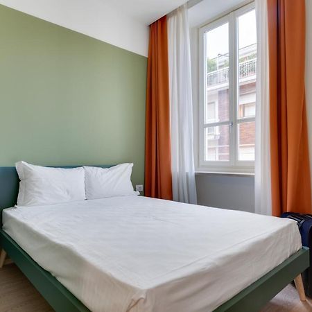 Camplus Bernini Casa Per Ferie Turin Ngoại thất bức ảnh