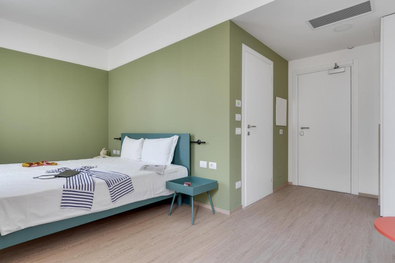 Camplus Bernini Casa Per Ferie Turin Ngoại thất bức ảnh
